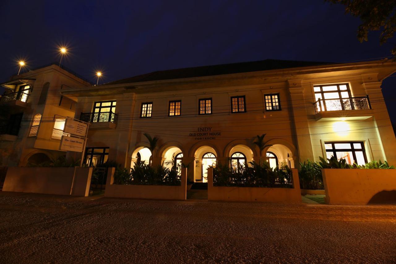 Hotel Alpha Old Court House Kochi Exterior foto