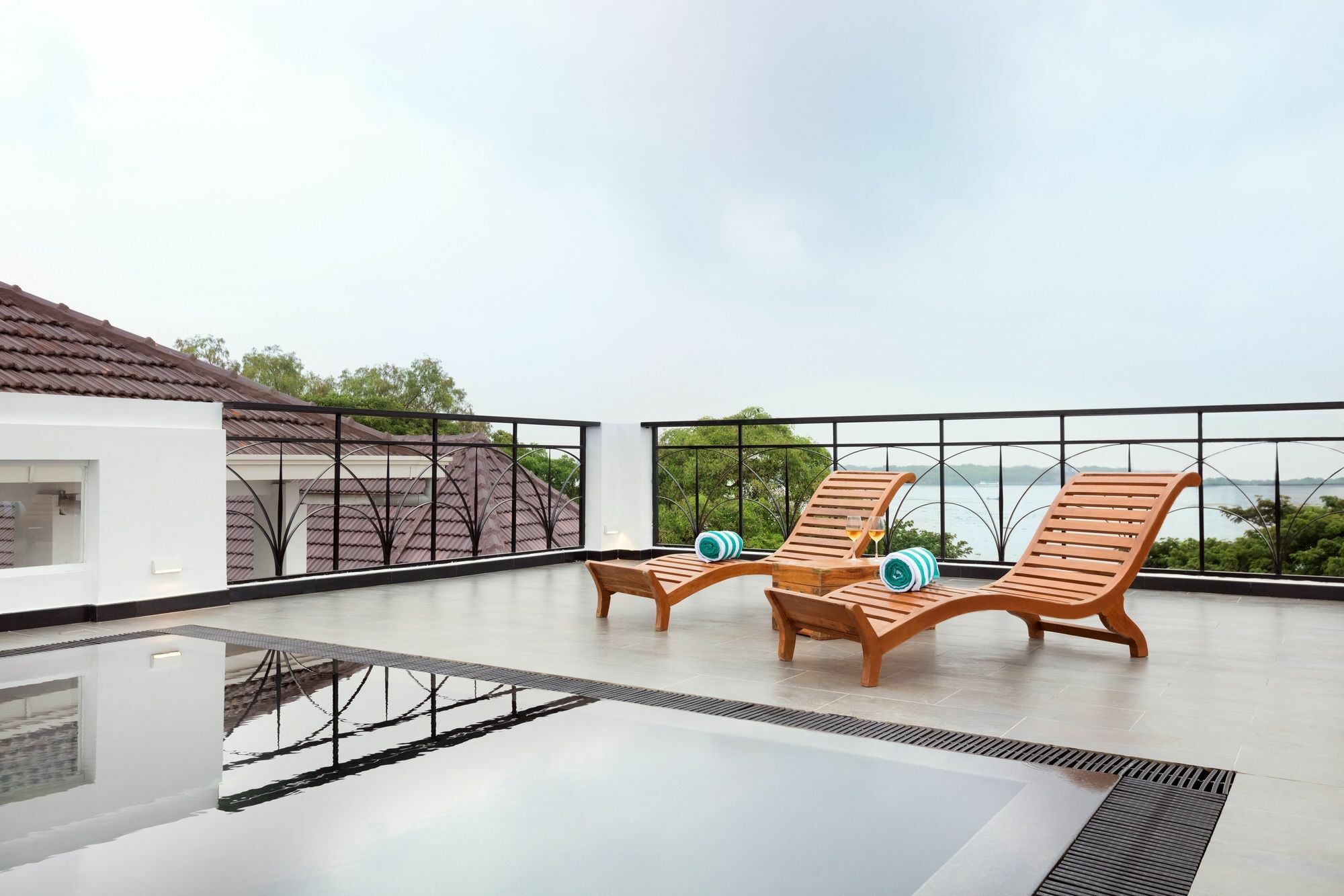 Hotel Alpha Old Court House Kochi Exterior foto